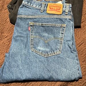 Used Levi 560 42x30